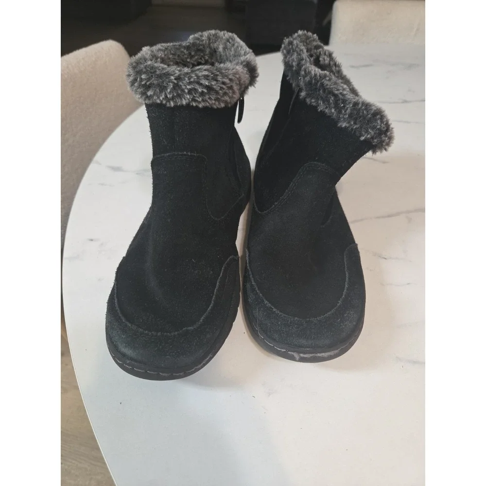 Khombu Iris Women 10m Winter Snow Boots Black Suede Faux Fur Side Zip...